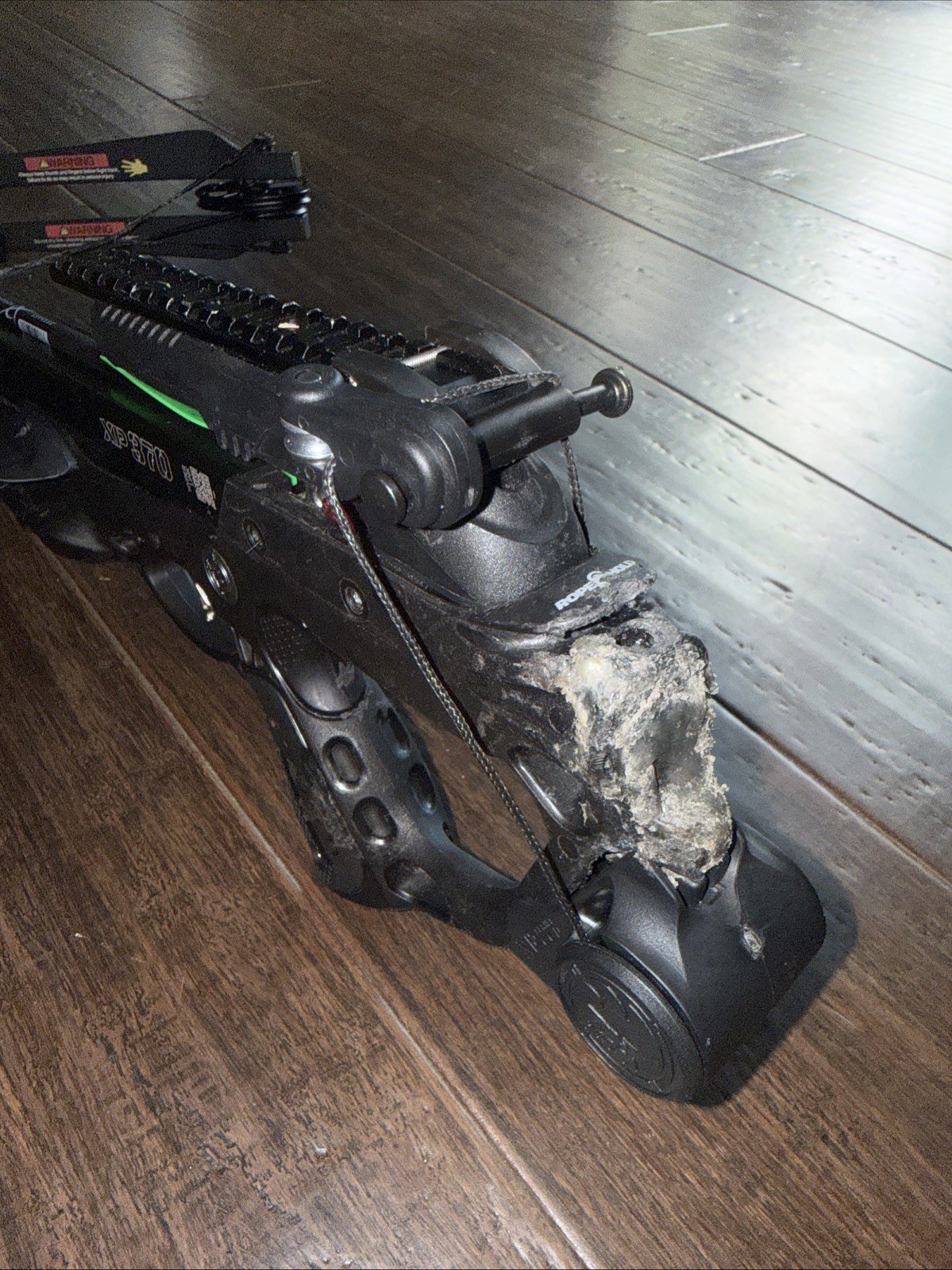 Barnett XP 370 compound crossbow Needs Repairs