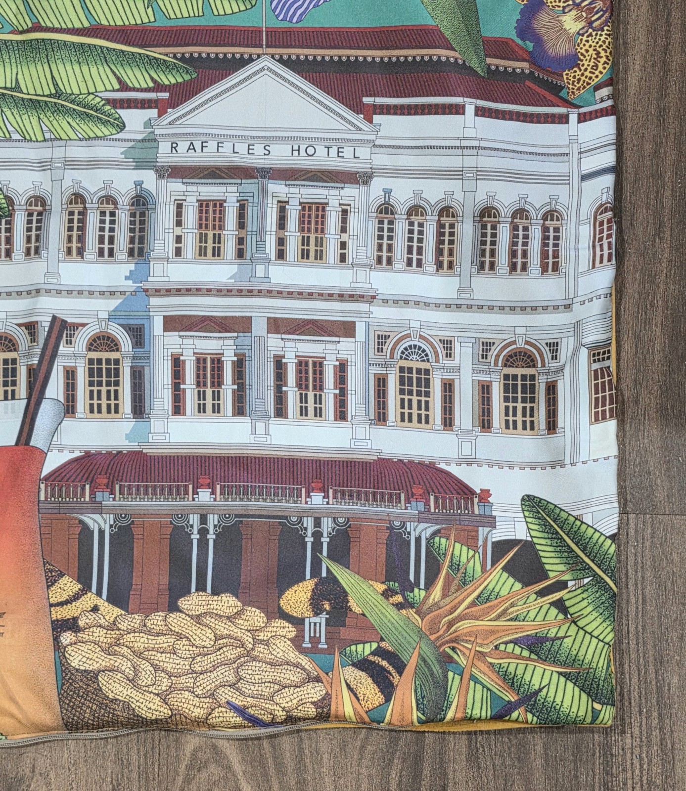 Raffles Hotel Singapore Cushion Cover 59cm x 57cm, Excellent Condition