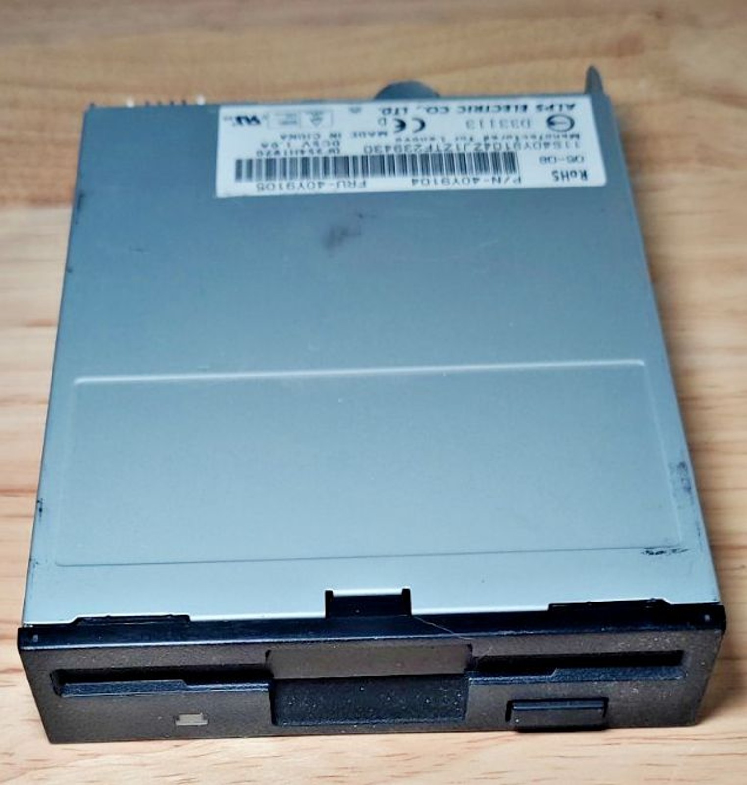 Alps Electric Co. Internal Floppy Drive Model FRU-40Y9105-Vintage Computer