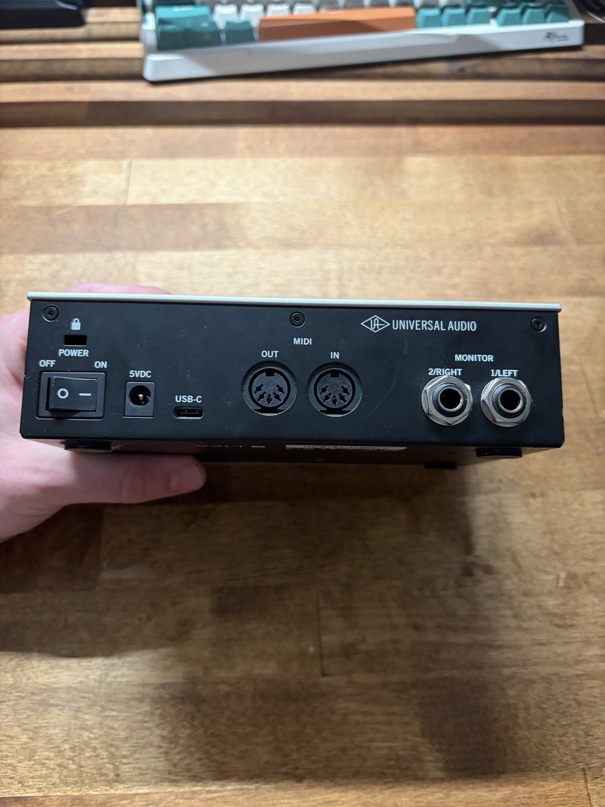 Universal Audio Volt 2 USB-C Audio Interface with 2 USB Cables