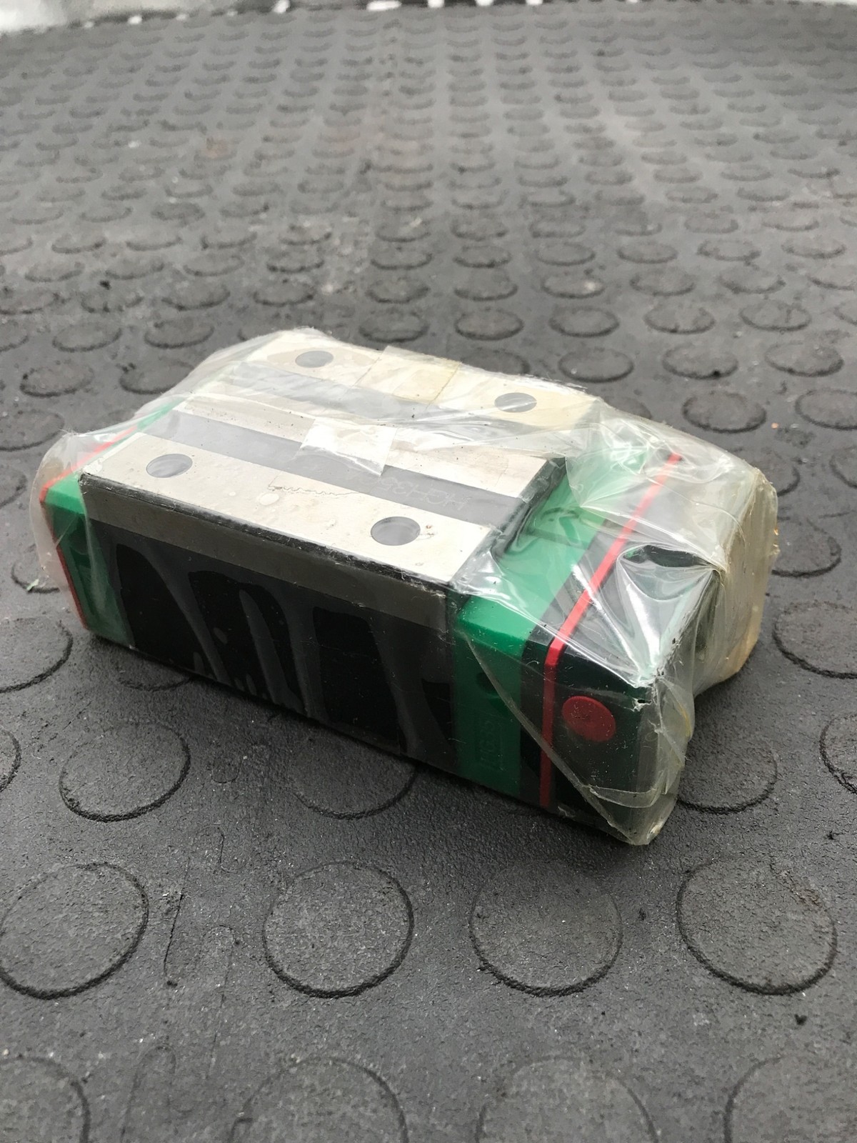 HIWIN H35C Linear Guideway Block NEW