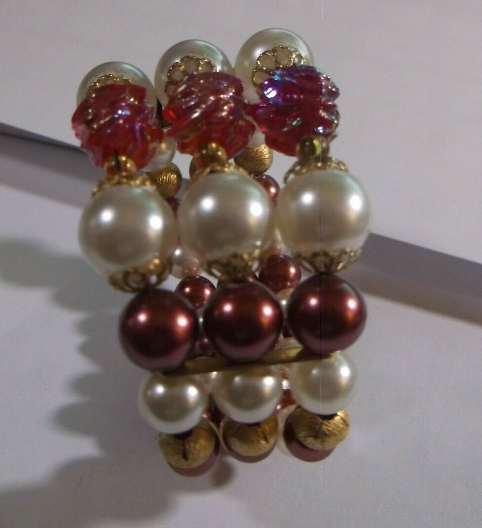 VINTAGE 3 STRING BEADED WIRED BRACELET
