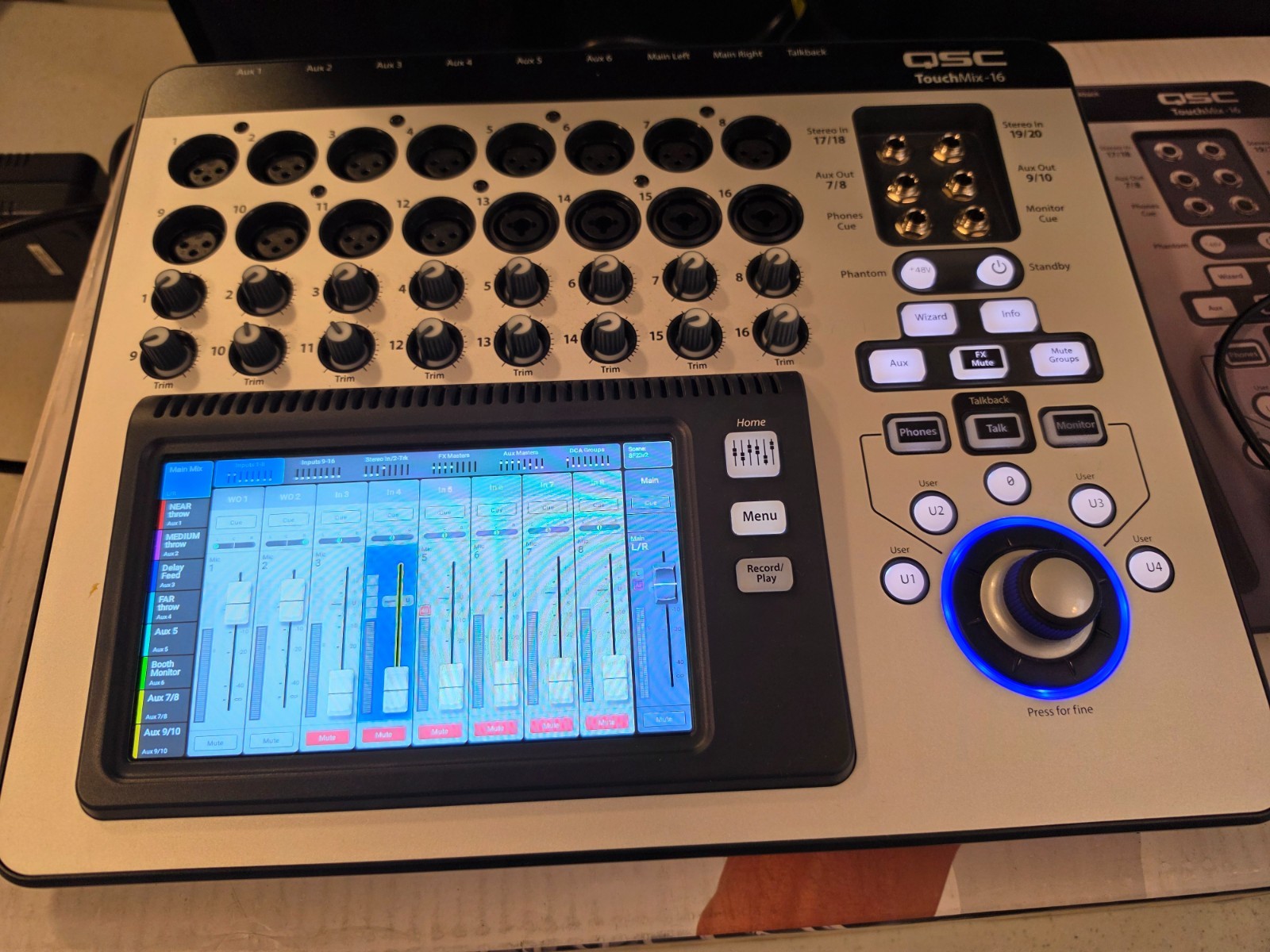 QSC TouchMix-16 Touch Screen Compact Digital Mixer w/ PSU & Case