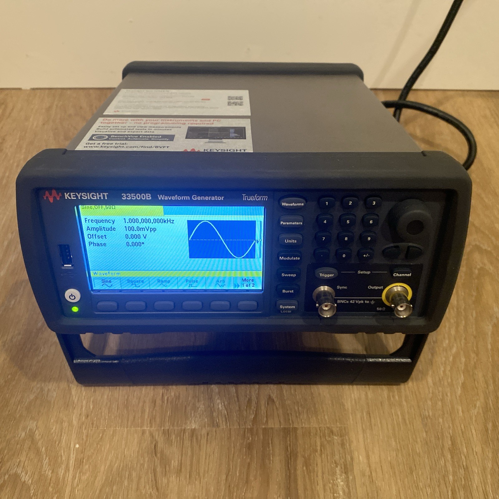 Keysight Agilent 33500B Series Waveform Generator 20 MHz, 1 Channel
