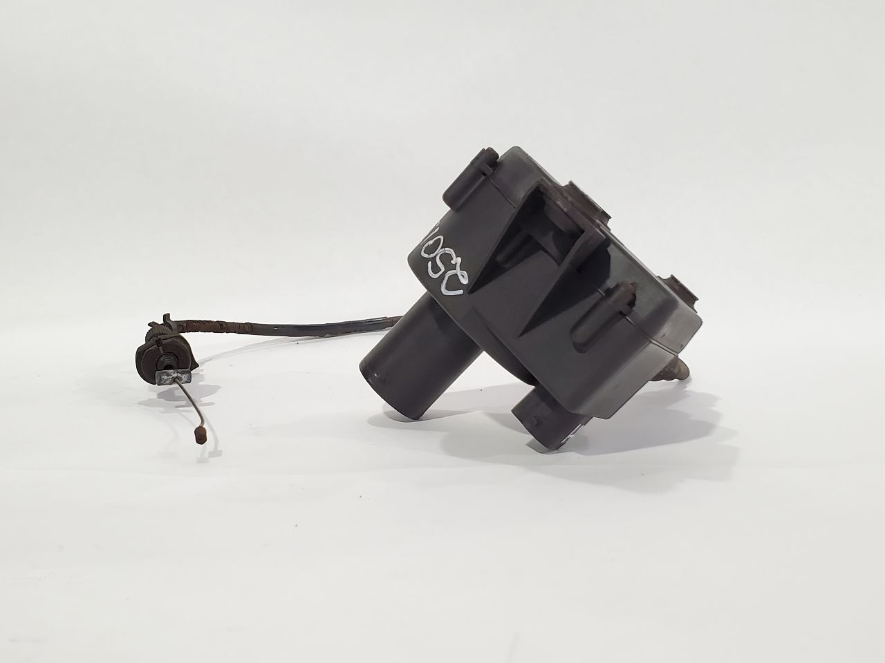 2000 BMW Z3 OEM Cruise Control Actuator with Cable
