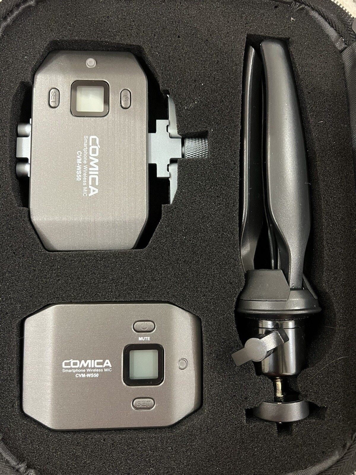 Comica CVM-WS50 Wireless Lavalier Microphone for iPhone with Tripod, KH-1-D92