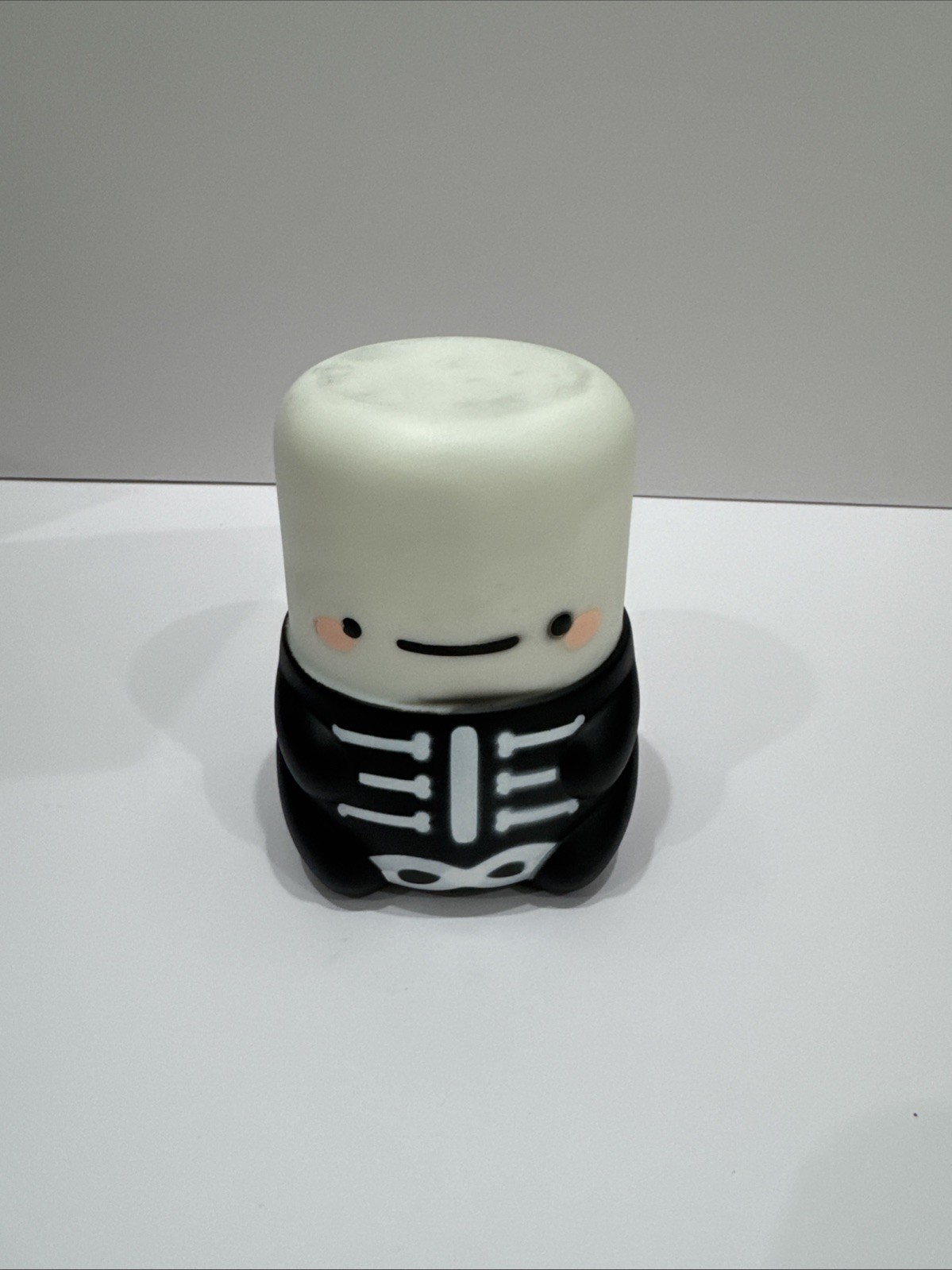 Mimicoco Kawaii Skeleton ELLO Moodlight Warm White Halloween Nightlight