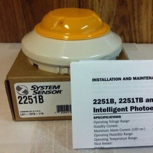 SYSTEM SENSOR 2251 smoke detector