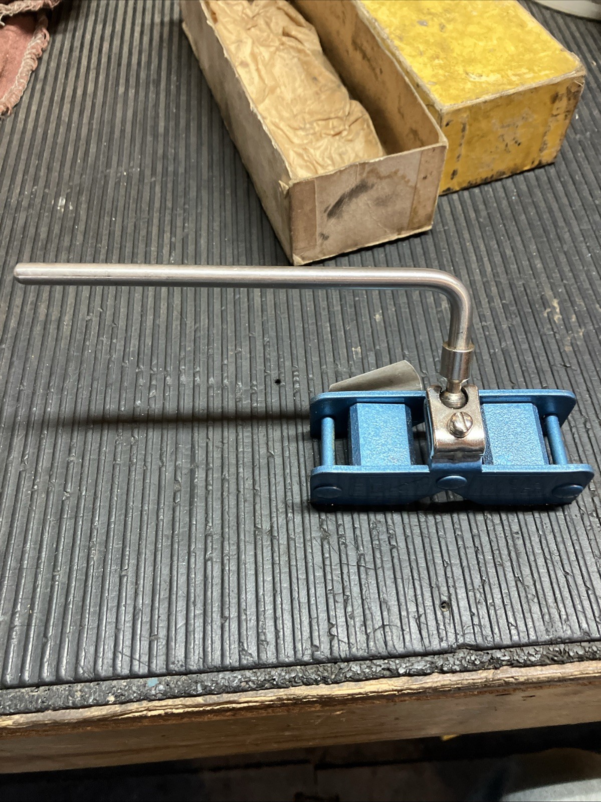Erick Magna Holder Used In Very Good Condition In Original Box, But No Labels