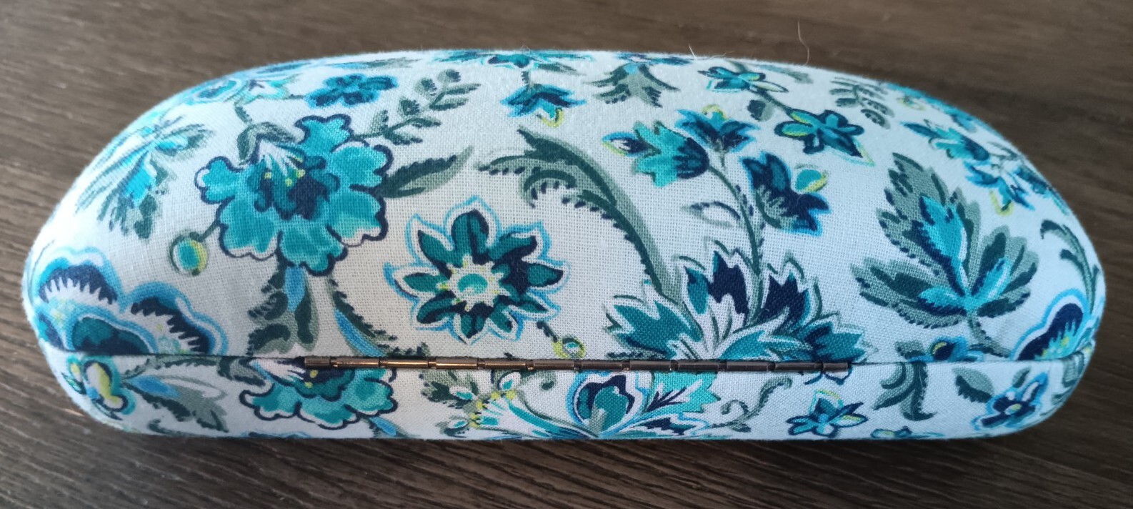 Vera Bradley Eyeglass Hard Case Daisy Dot Paisley Teal Pattern Retired VERY NICE