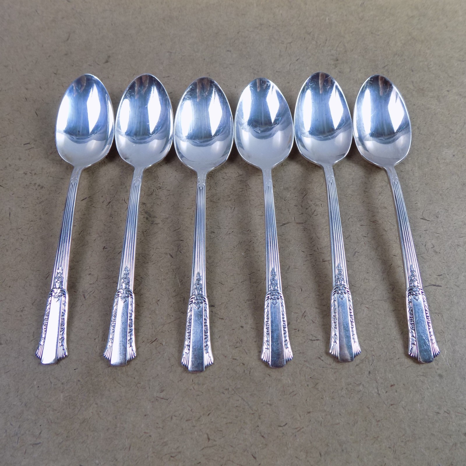 6 Wm Rogers IS Treasure Overlaid Tea Spoons Silver Plated Flatware VGC