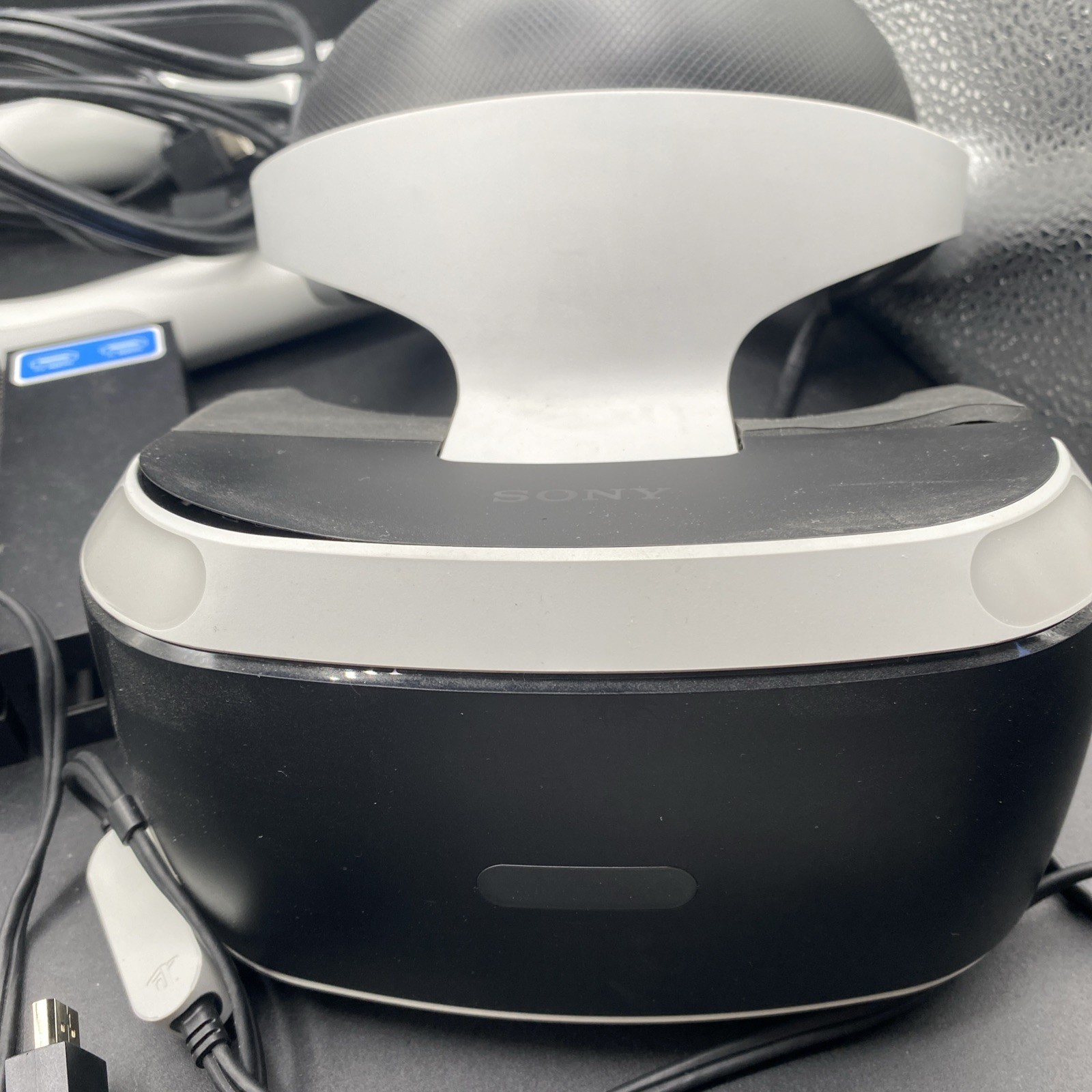 Sony PlayStation VR Headset Bundle CUH-ZVR2 For Sony PS4 With Controllers