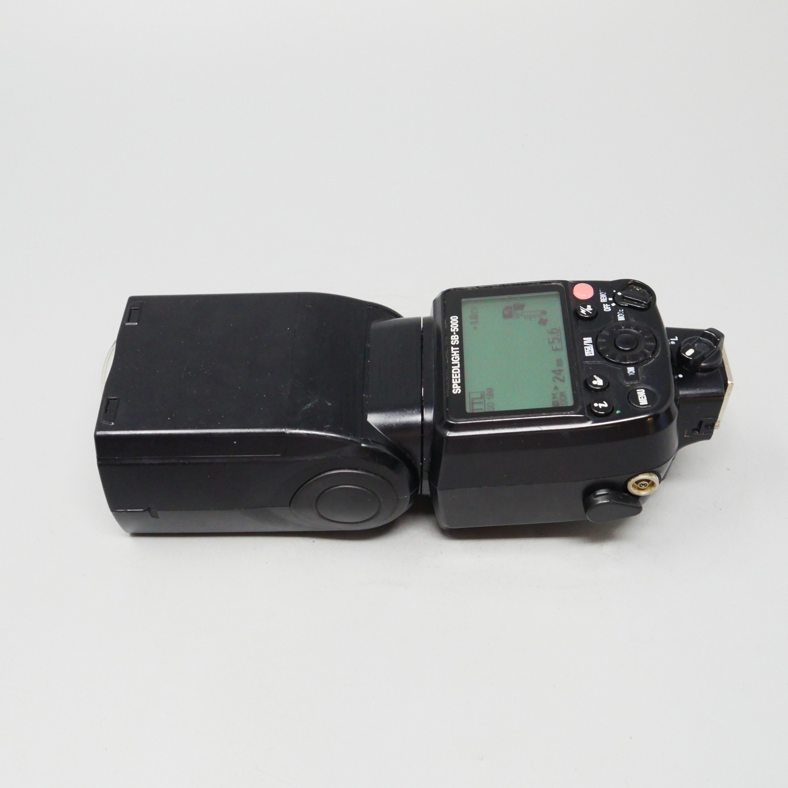 Nikon SB-5000 AF Speedlight Flash – Battery Tested