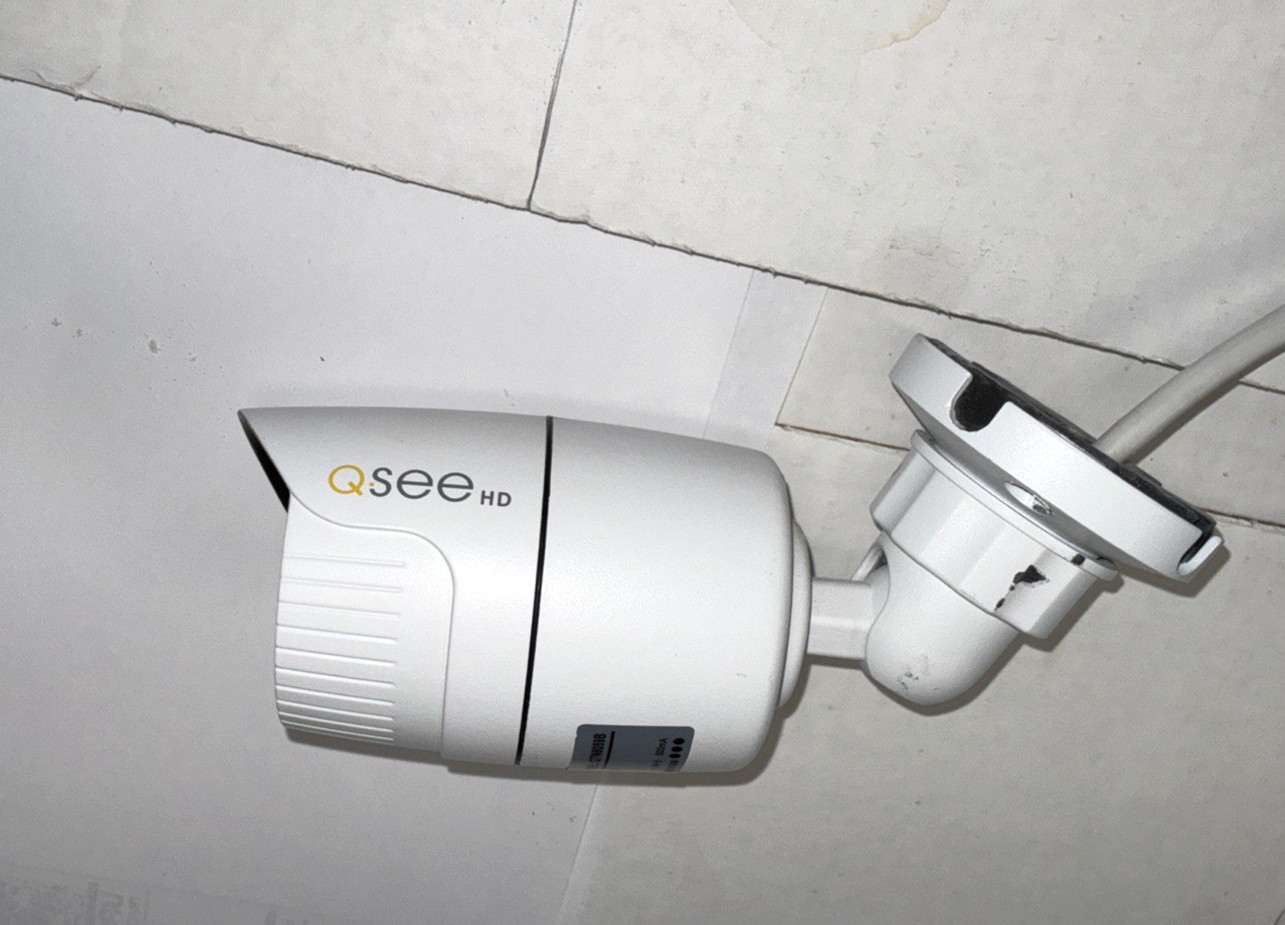 Qsee POE Camera MODEL: QTN8059B 2K - 4-megapixel (2560 x 1440 resolution)