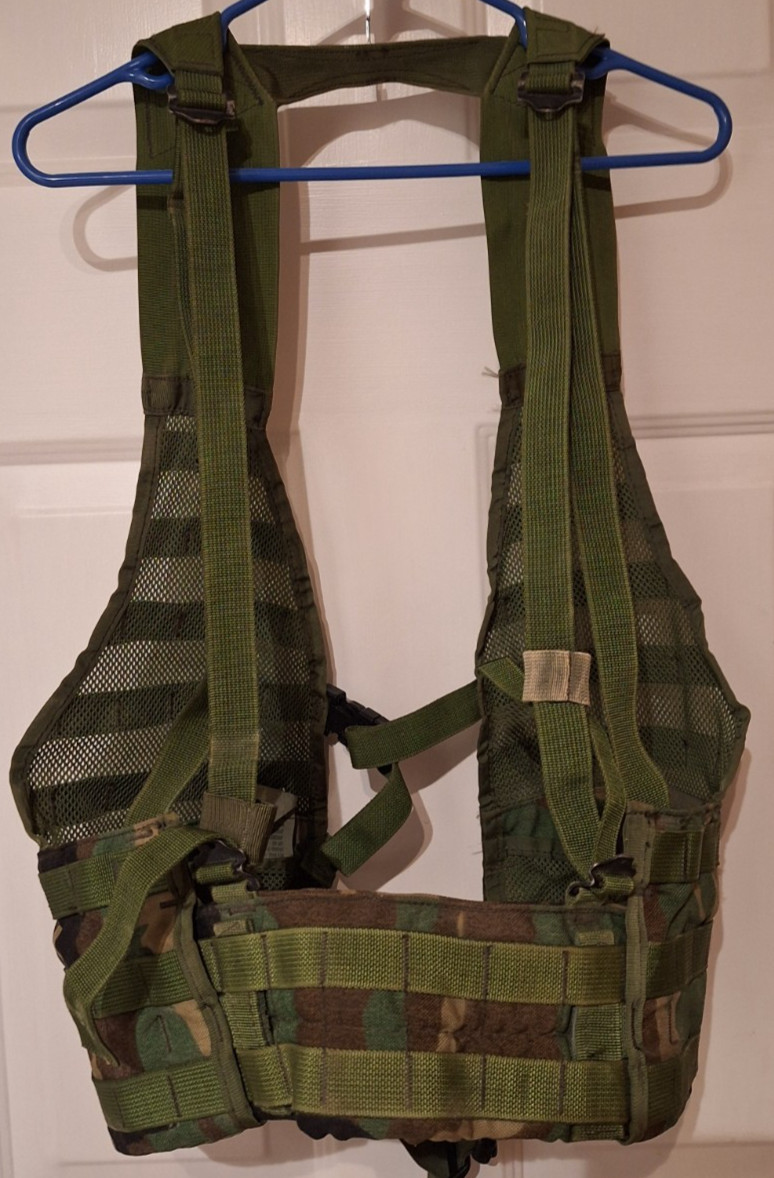 US Military Woodland BDU Molle II Fighting Load Carrier Vest Specialty Defense