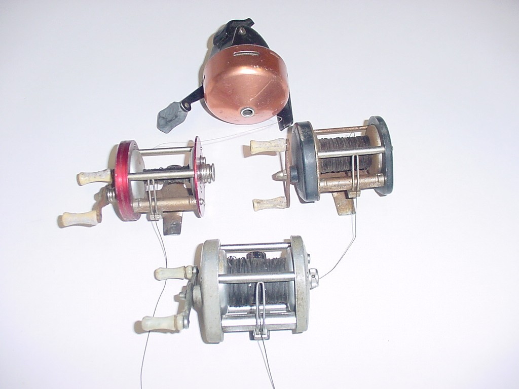 4 Vintage  1 Ocean City 1600  1 JC Higgins 312.39630 1 Garcia Fishing Reels