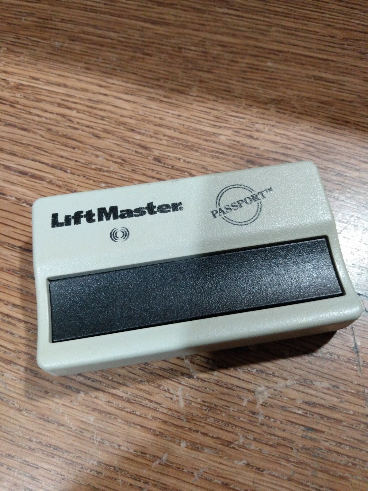 LiftMaster CPT13 Passport 1- Button garage door opener remote w battery No Clip