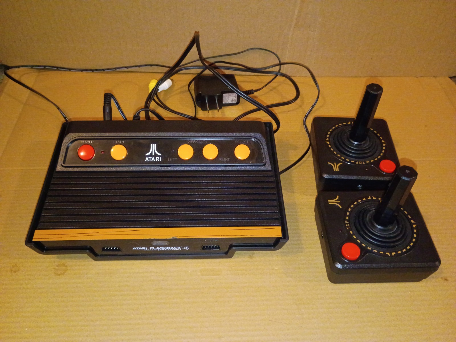 Atari Flashback Classic Game Console w/Cables, Chargers & 2 Remotes - Tested.