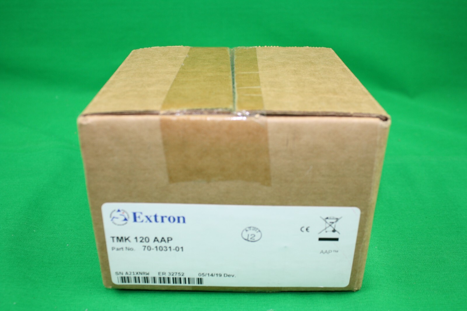 NEW Extron TMK 120 AAP / 70-1031-01 Table Mounting Bracket