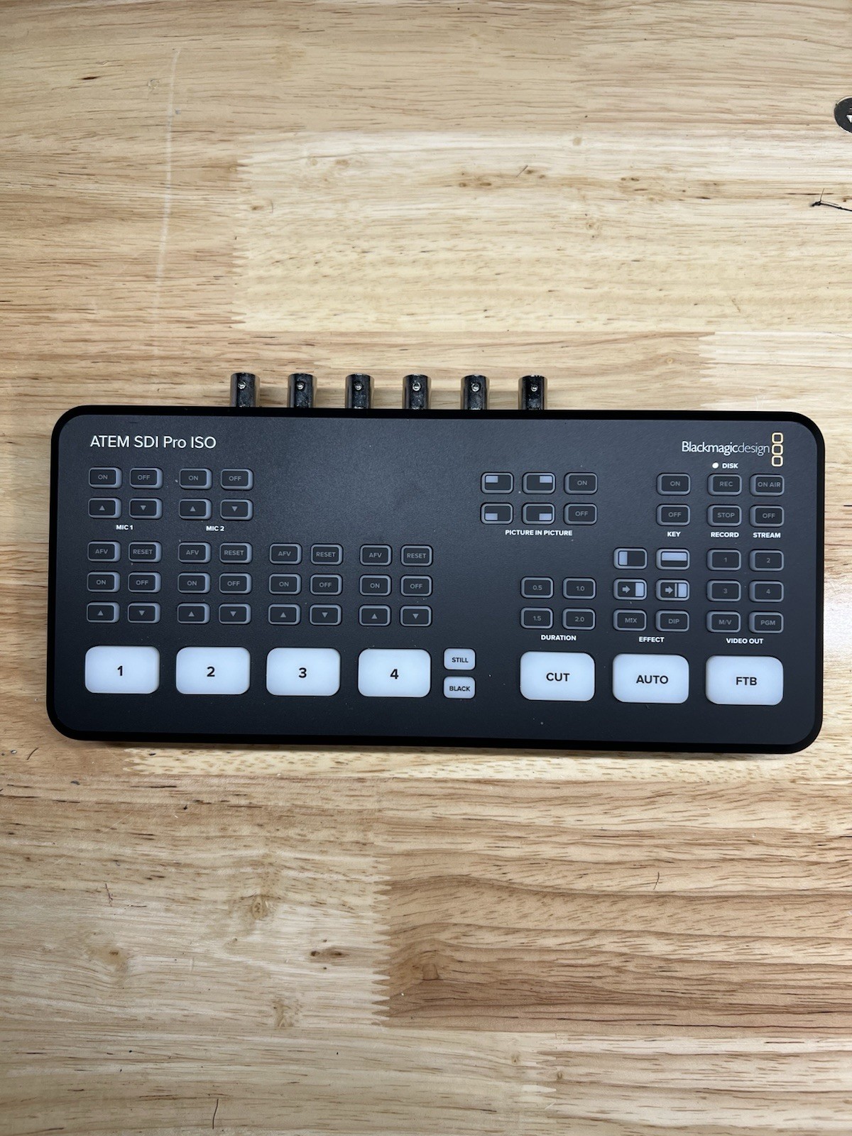 Blackmagic Design ATEM SDI Pro ISO Live Production Switcher