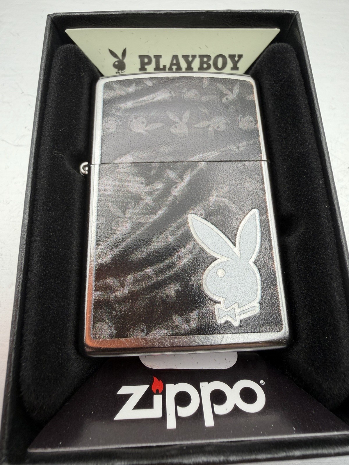 2026 Playboy Bunny Head Grey Black Background Chrome Zippo Lighter NEW 47588