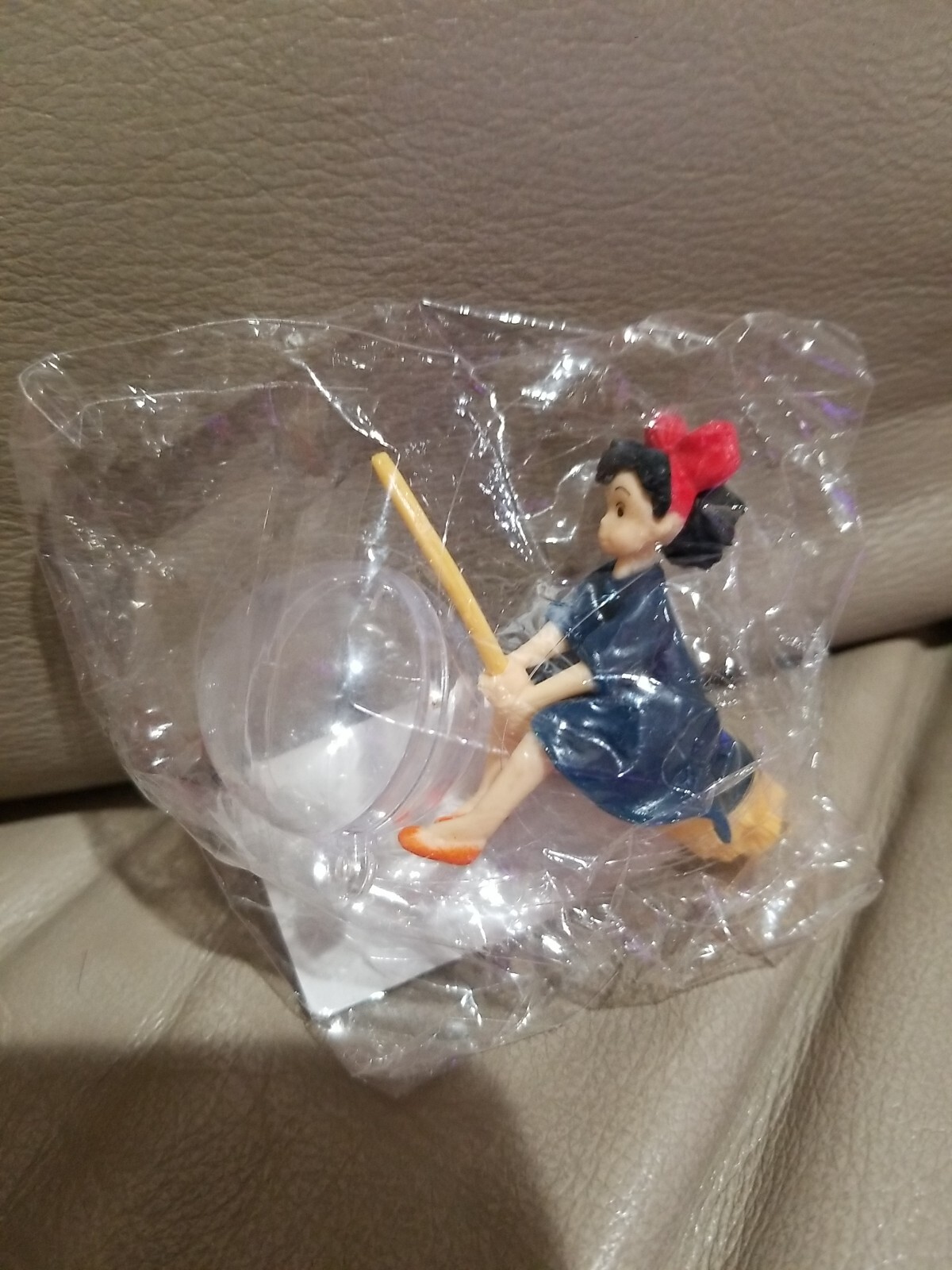 1pc Little Witch Shaped Fish Tank Landscape Decoration