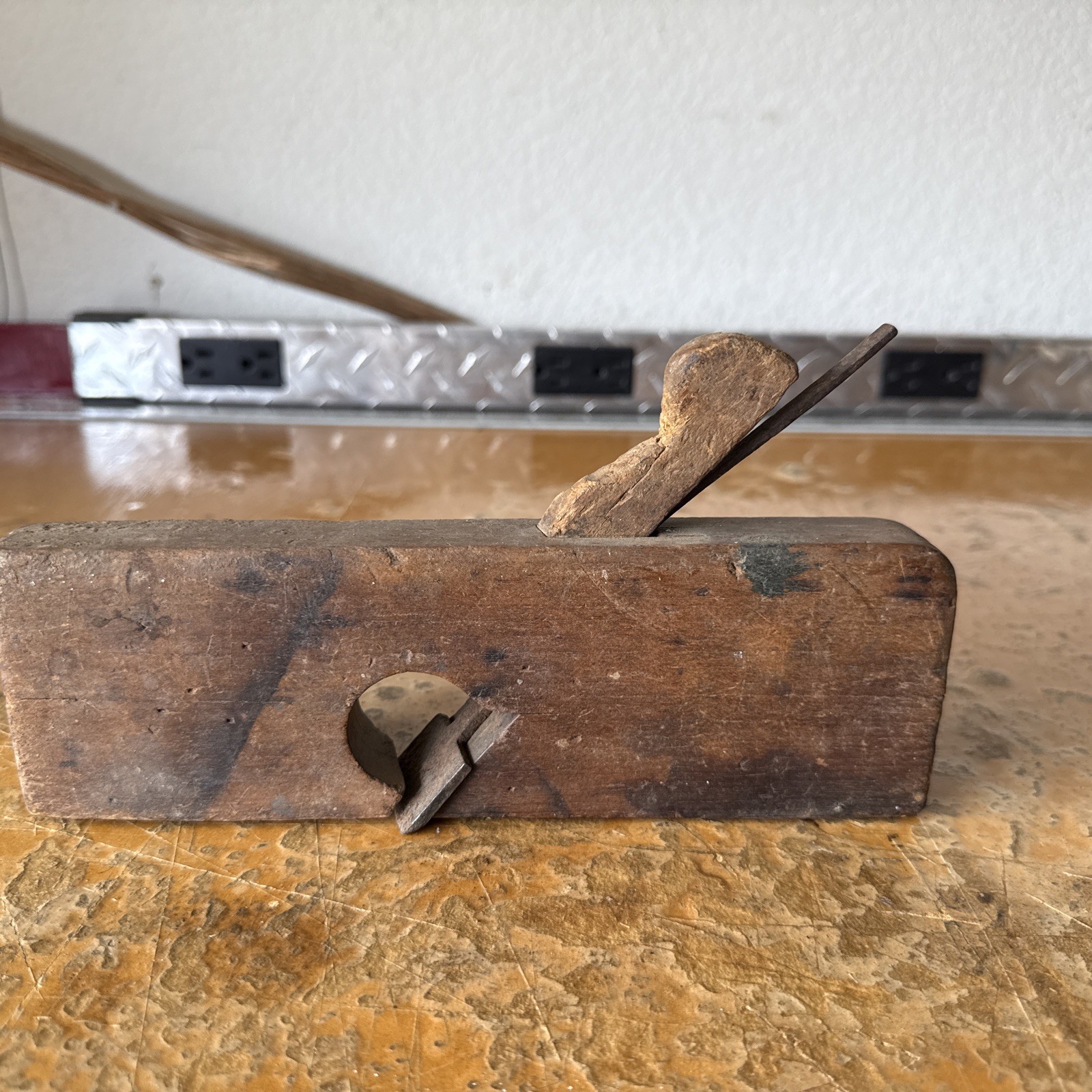 Planer Wood Plane Hand Made Old Primitive carpenters woodworkcarpenters woodwork