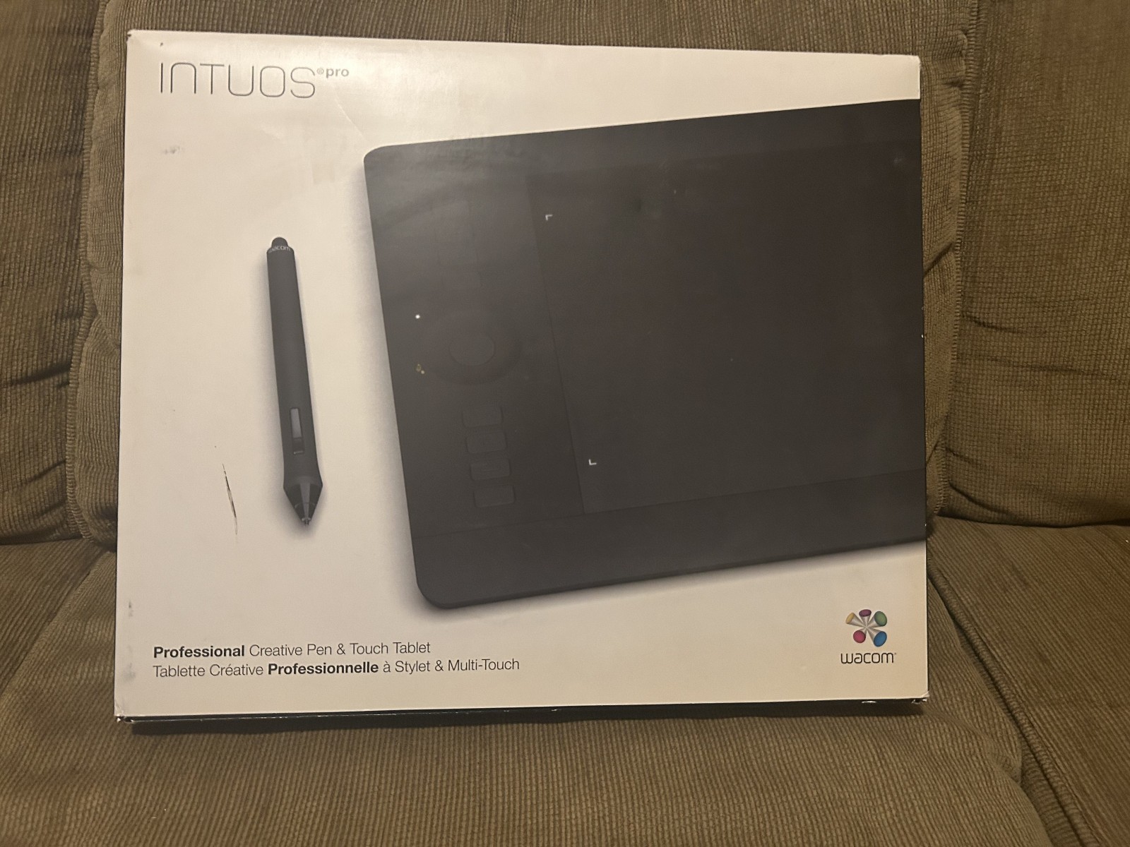 Wacom Intuos Pro - Medium Tablet - Black