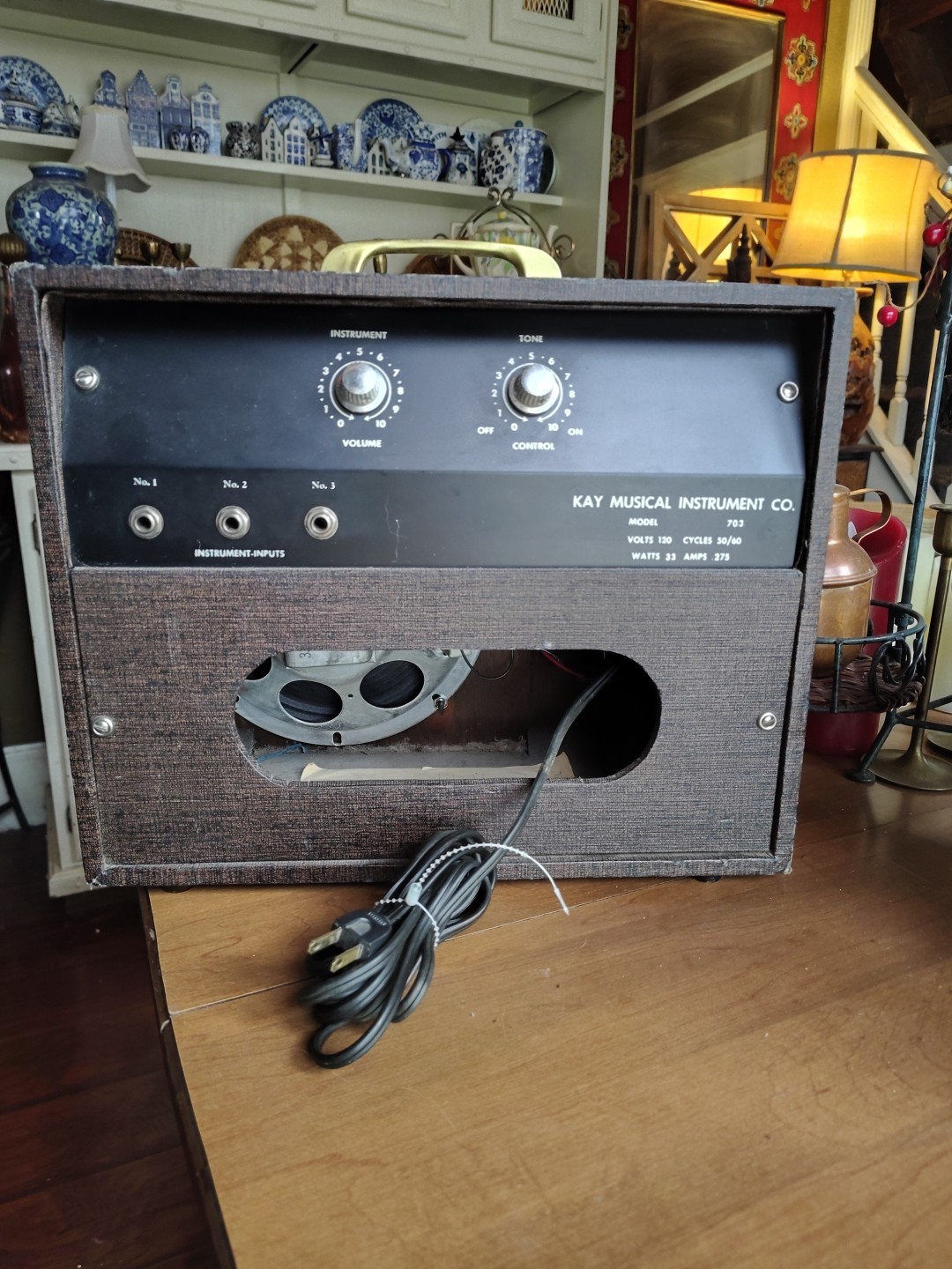 Kay Model # 703- 1x8" / Combo Amplifier 1962 - Brown & Cream . Tested & Working
