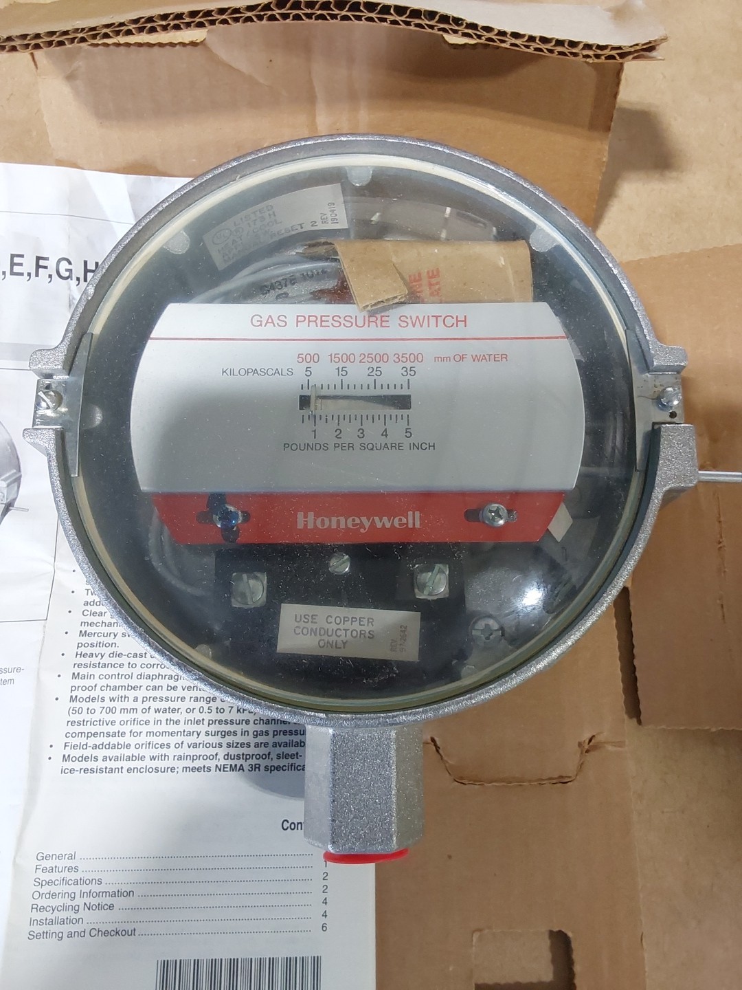 Honeywell Gas/Air Pressure Switch C437E....1012 RANGE 1/2 TO 5 PSIG