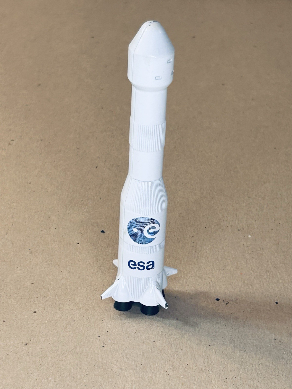 Rocket Model ESA Aluminum Diecast  5.25” Toll