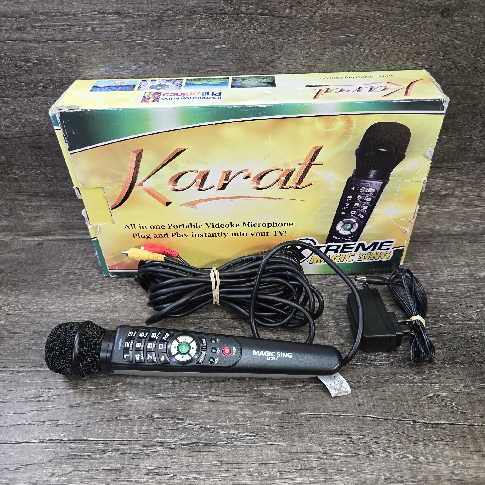 Magic Sing ET25KN Karaoke Videoke Microphone w/ 2300 Built-In Songs