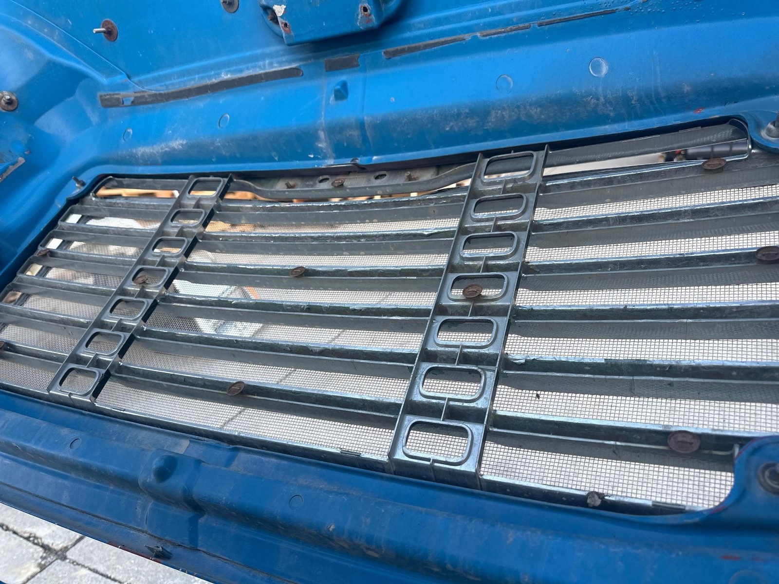 2001-2020 Freightliner COLUMBIA 120 Grille - Used