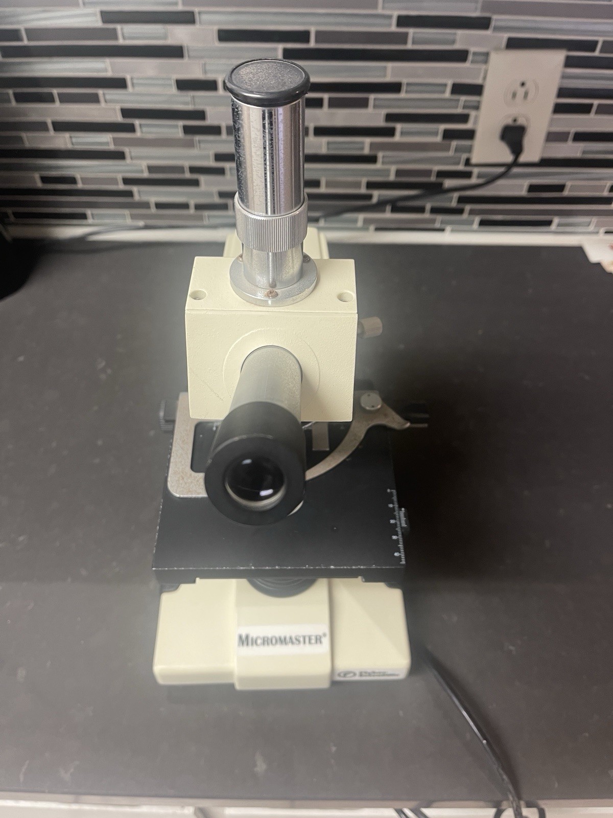Fisher Scientific Micromaster Monocular Microscope 12-561-4D - Vintage Tested