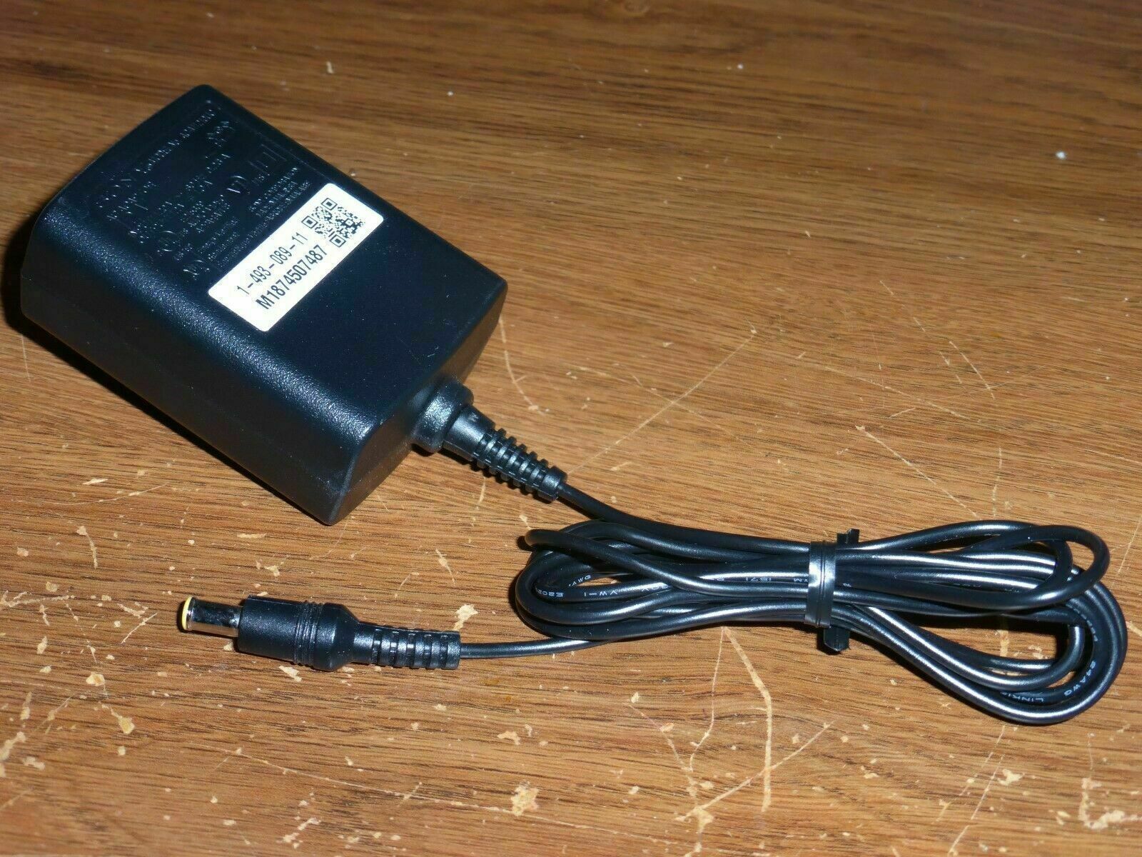 Genuine SONY AC-M1210UC 1-493-089-11 12v 1A AC Power Adapters for Bluray Players