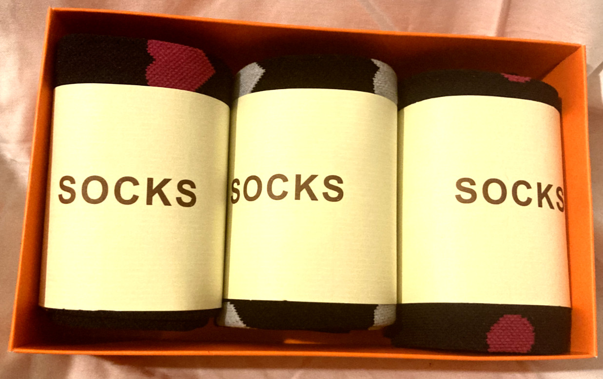 Saniripple, 3 prs Compression Socks, Size S/M, Black w/Hearts, New in Unopen Box