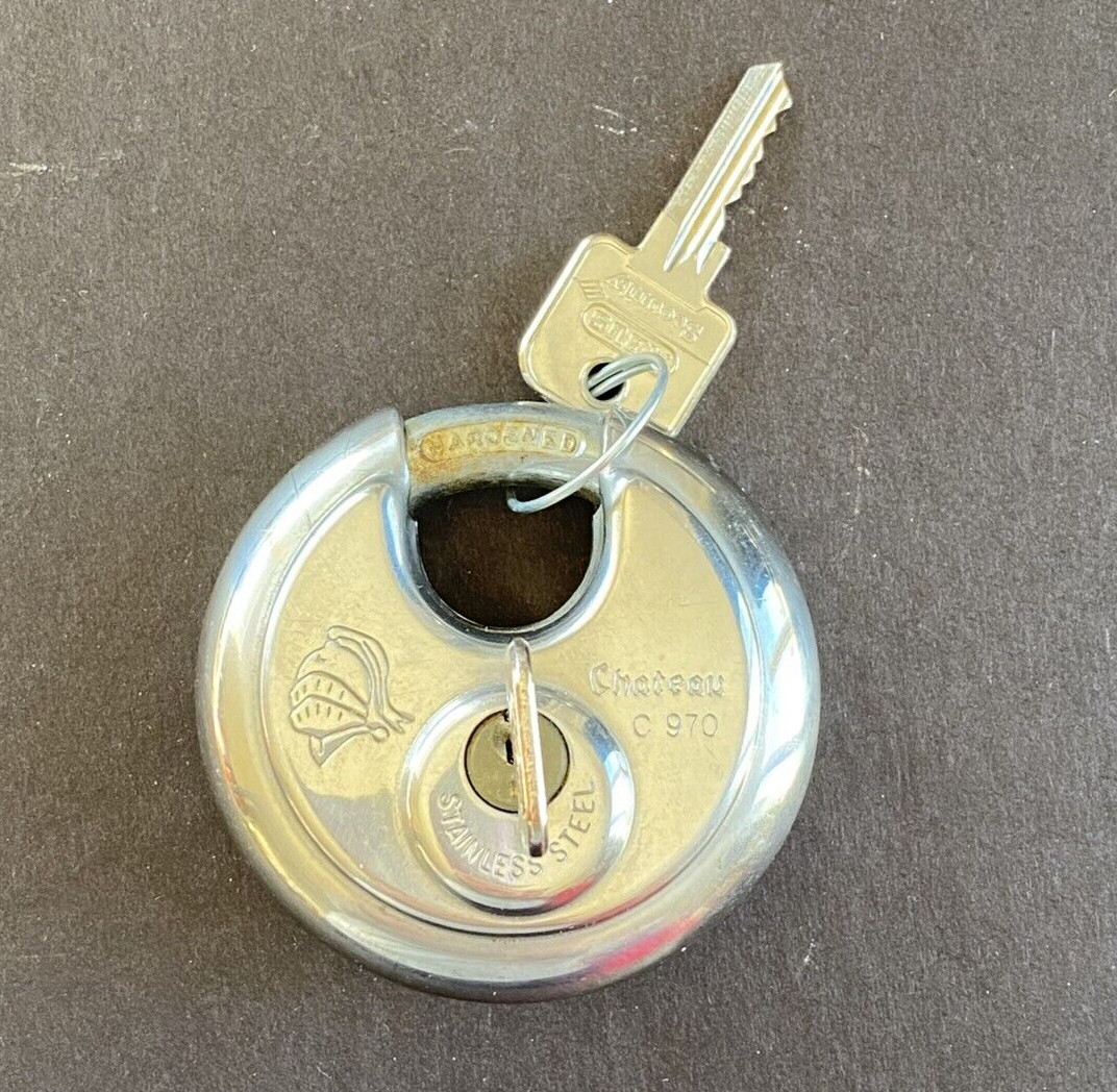 Used Disc padLock C970 Chateau Security Round Disk Lock silver pad 2 keys