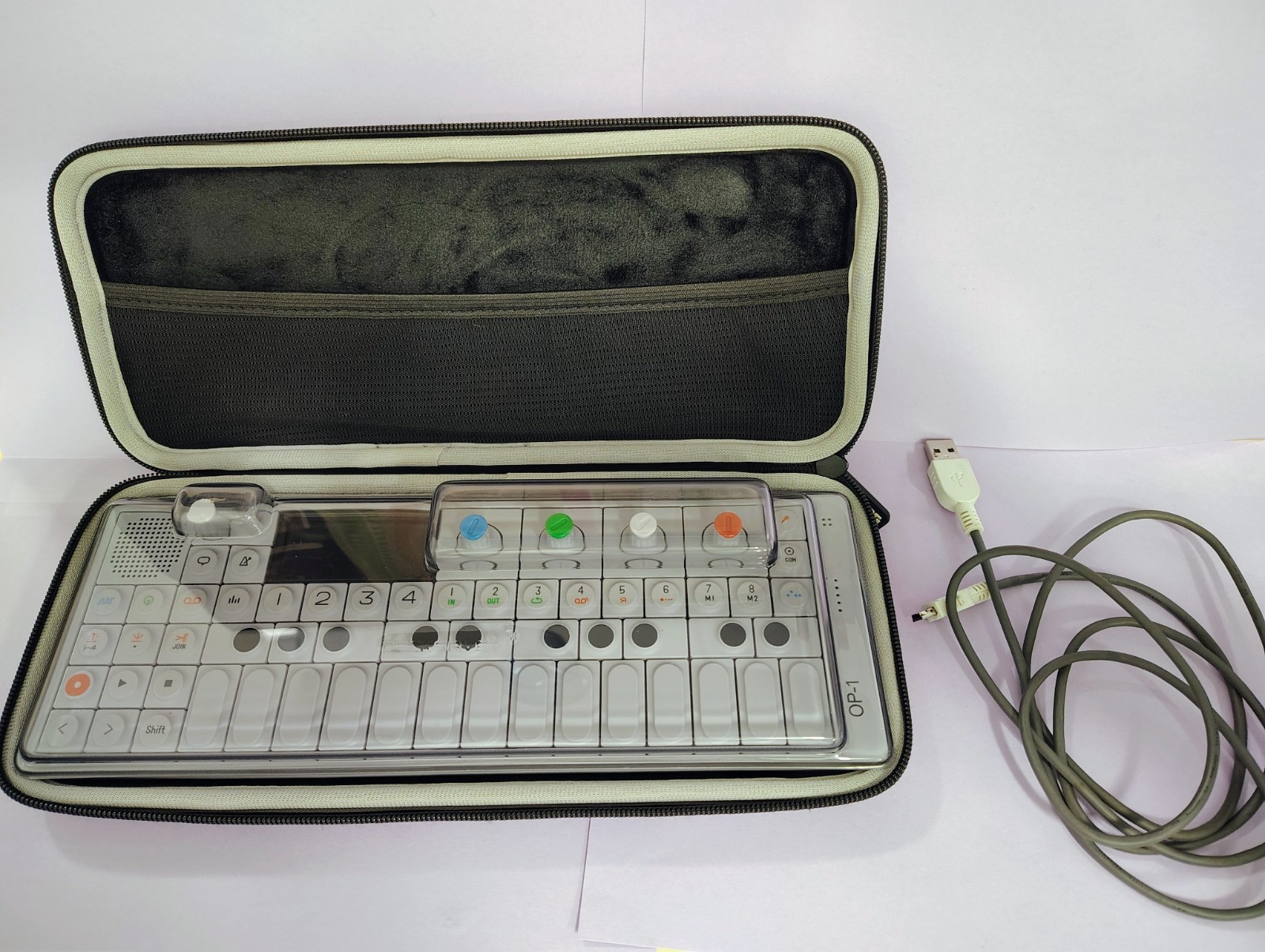 Teenage Engineering OP‑1 Portable Synthesizer + Hard Case + Decksaver +OEM Cable