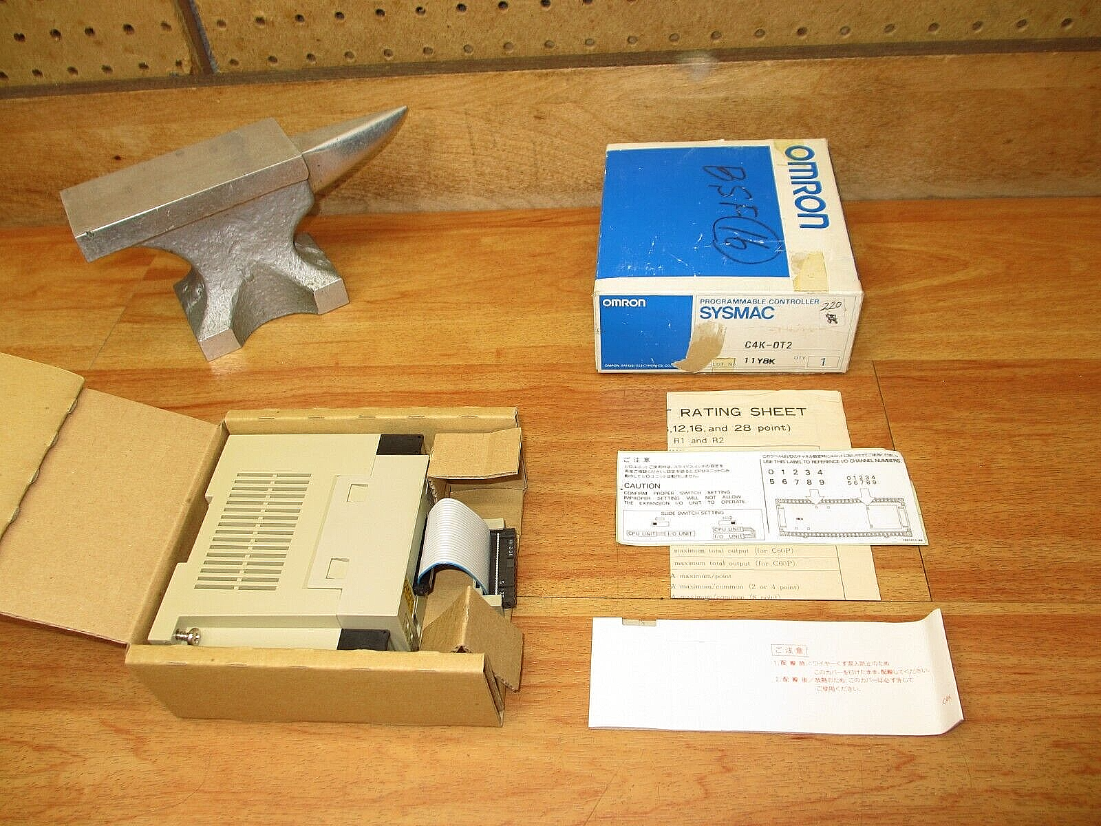 OMRON C4K-OT2 *NEW* Output Module Sysmac Programmable Controller PLC
