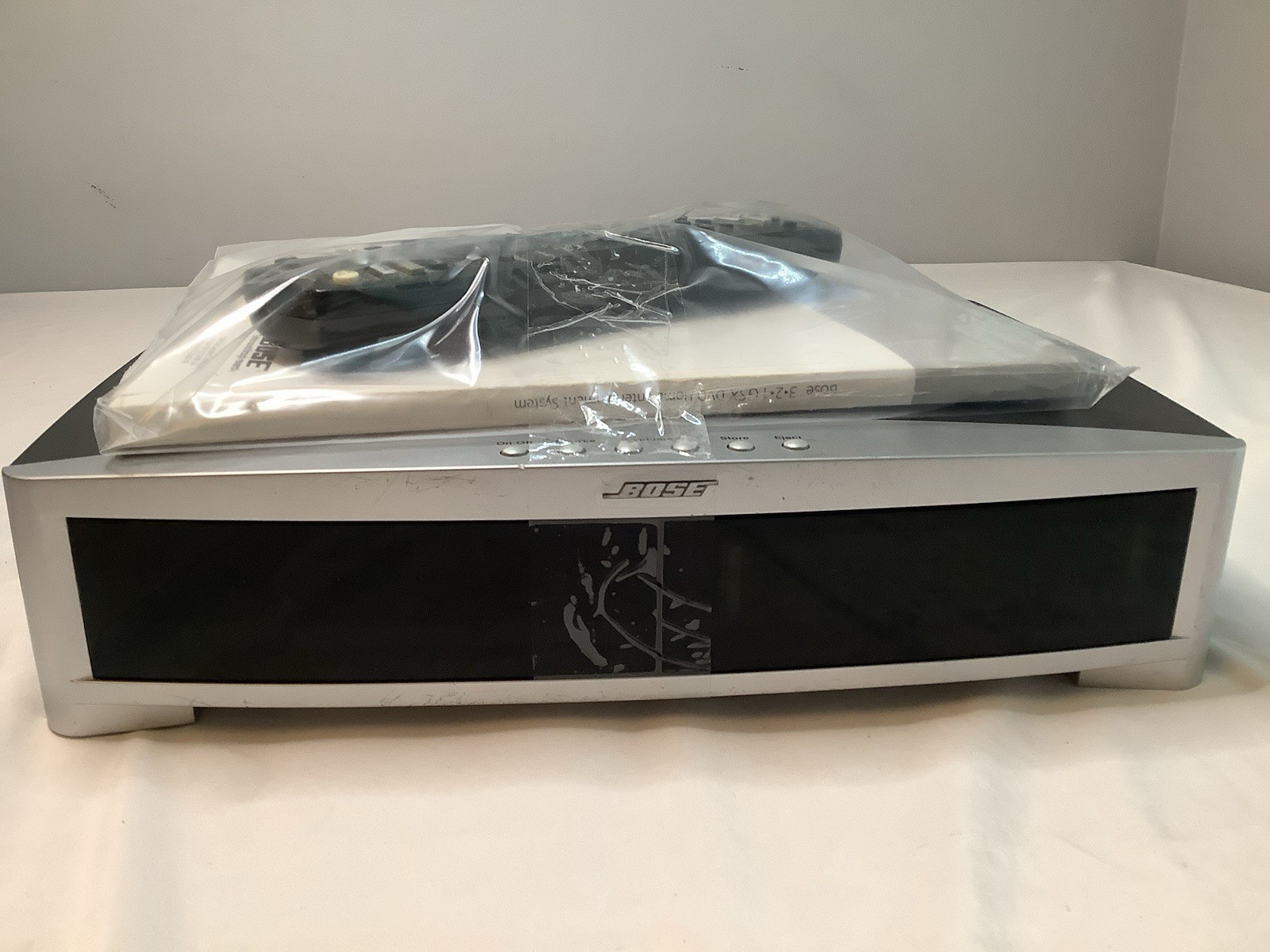 Bose 321 AV 3-2-1 AV321 Series II Media Center DVD Console & Remote Untested C1