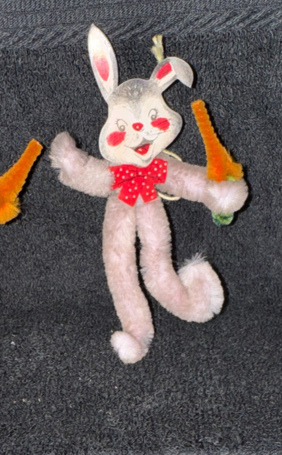 Chennelle Easter Set of 2 Rabbits