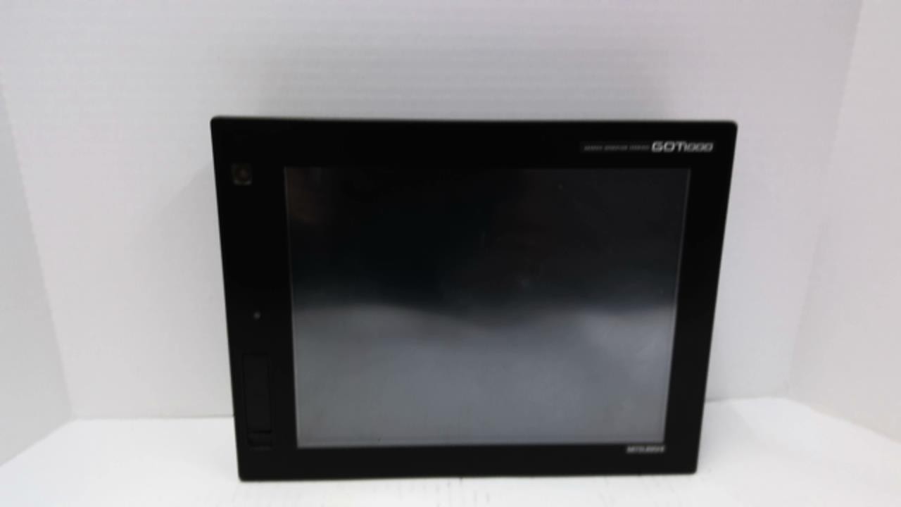 Mitsubishi GT1685M-STBA GOT1000 Touch Screen W/ GT15-RS2-9P Interface Unit