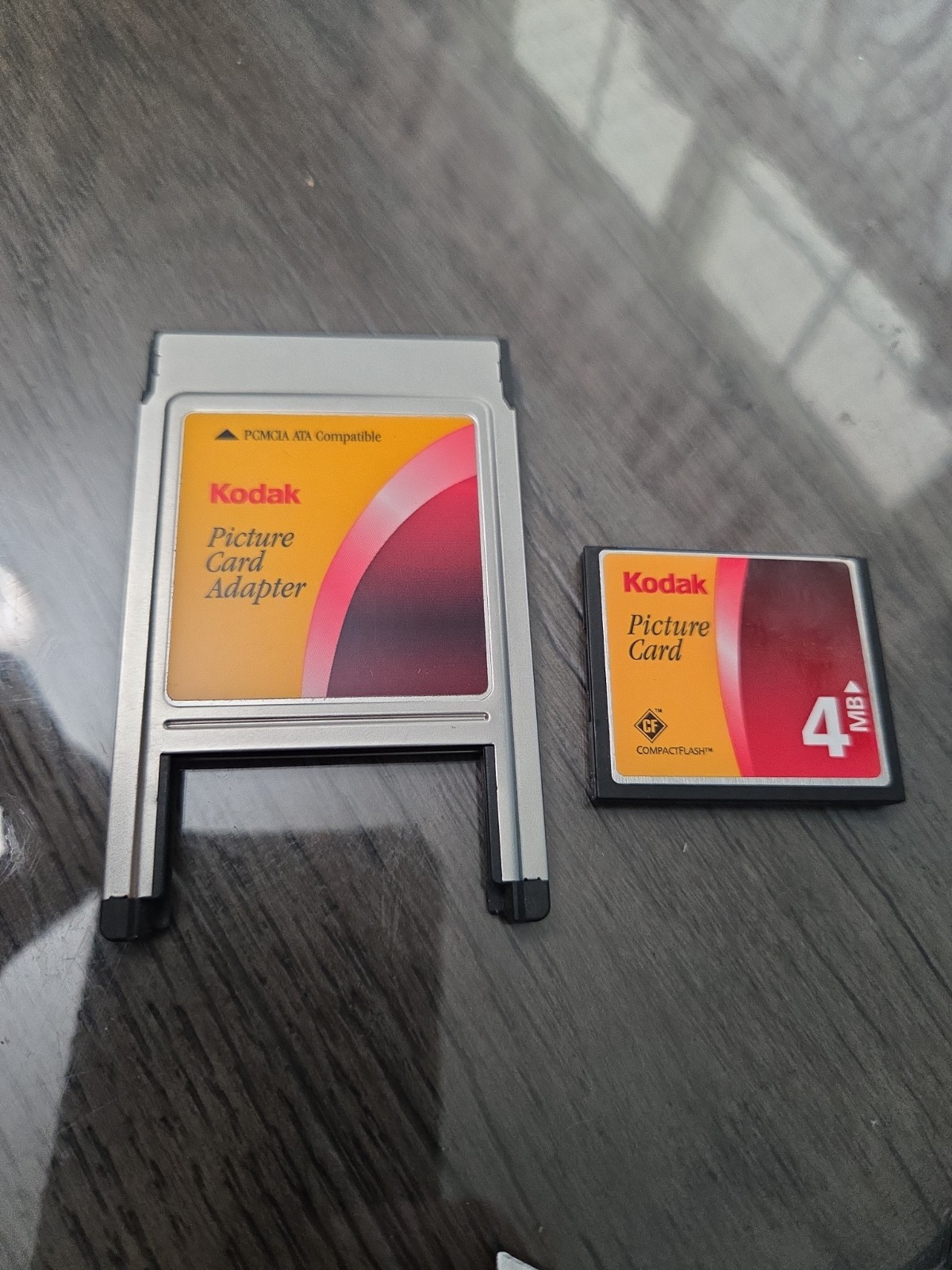 Kodak Model 1561596 Part # 2E4997 Picture Card Adapter PCMCIA With 4mb Card