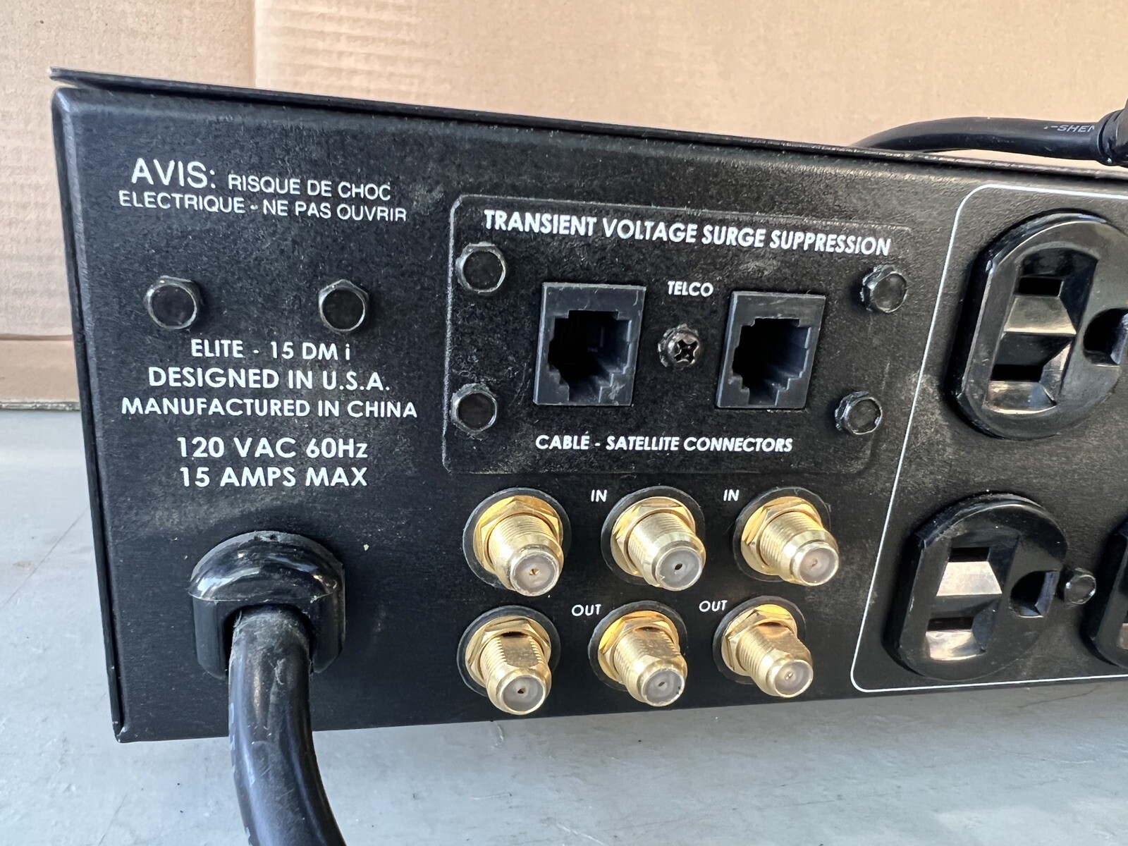 IXOS XHP770 Professional Power Conditioner & Surge Protector