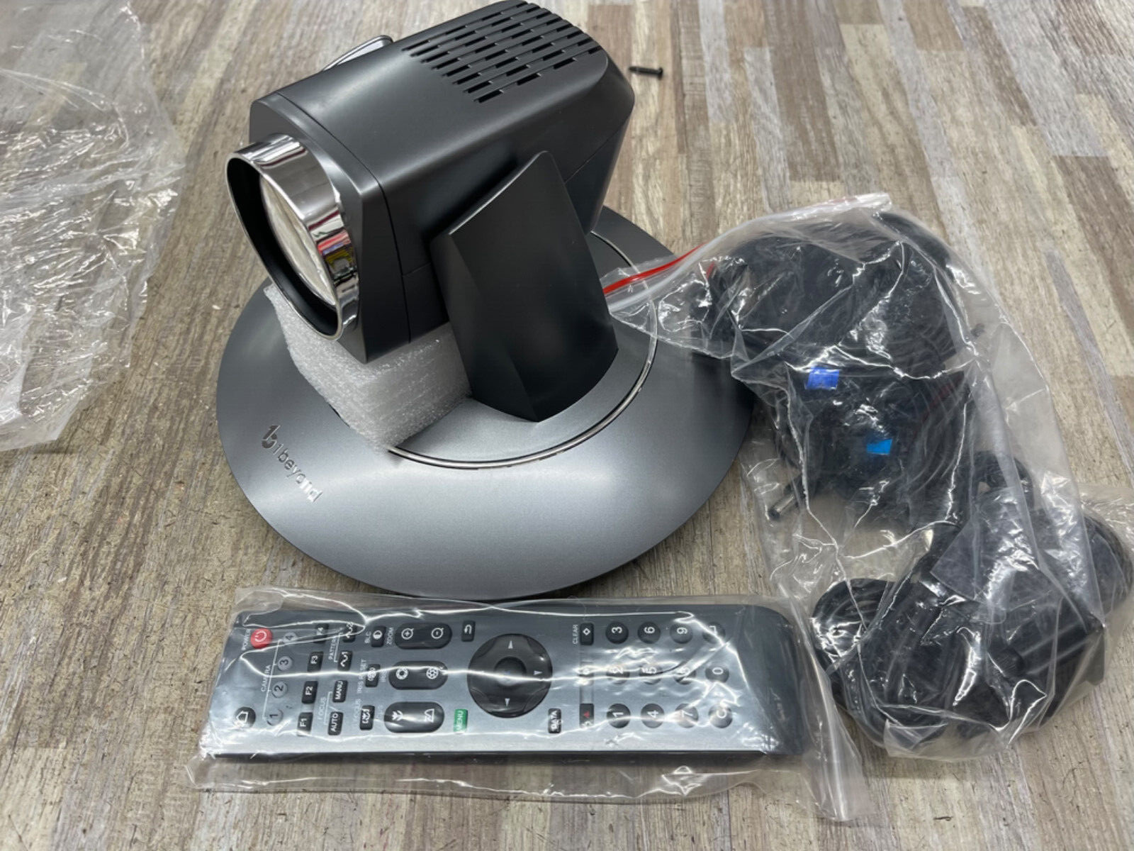 1 Beyond  Presenter Tracking Camera, 20x Optical Zoom, SILVER(or white)