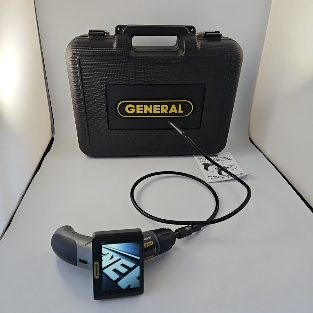 General - Camera Borescope 3.5 In. Screen & 9mm Probe DCS300-09