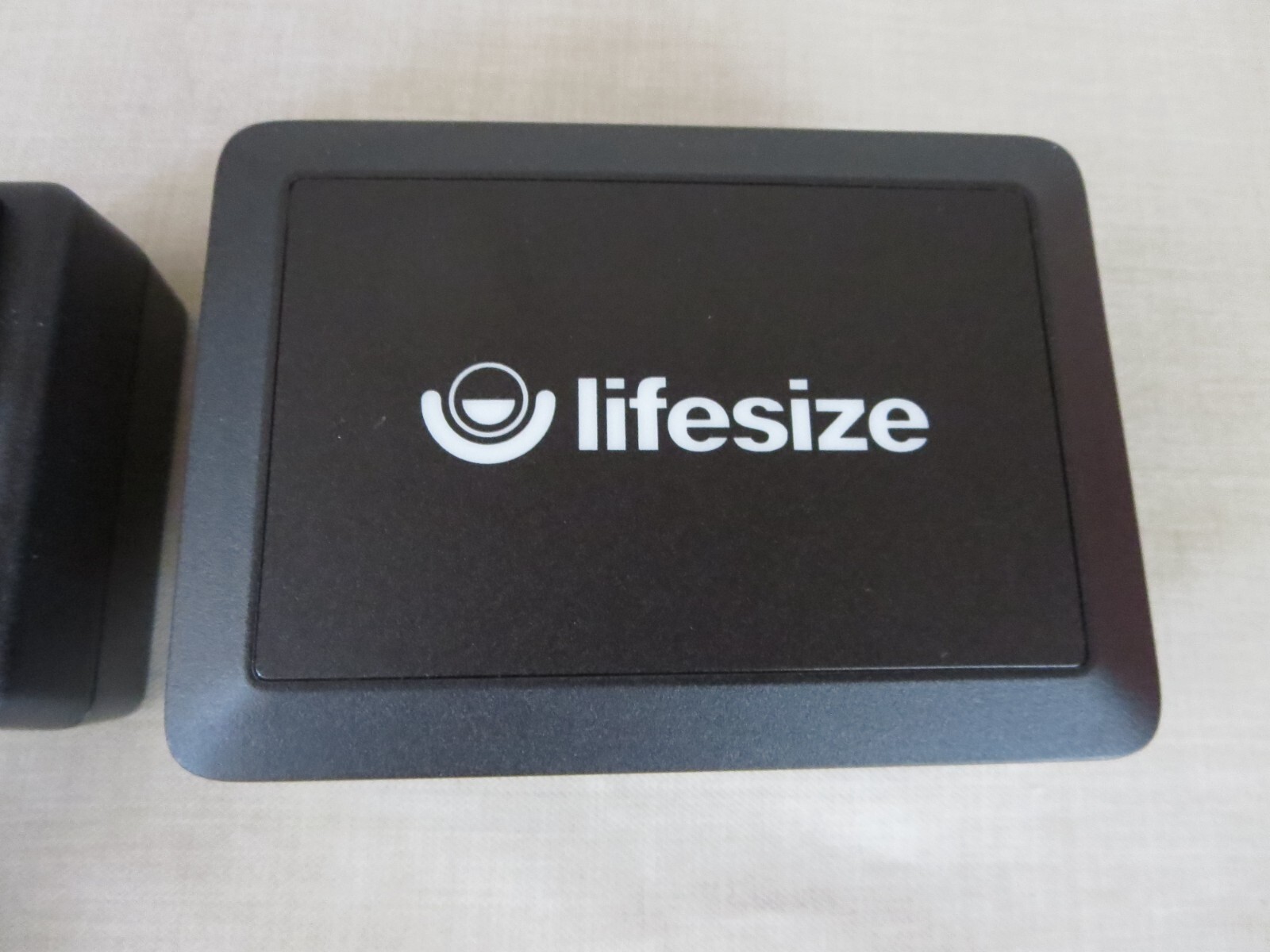 Lifesize Share 440-00156-901 Rev02 with Power Cable Wireless Presentation