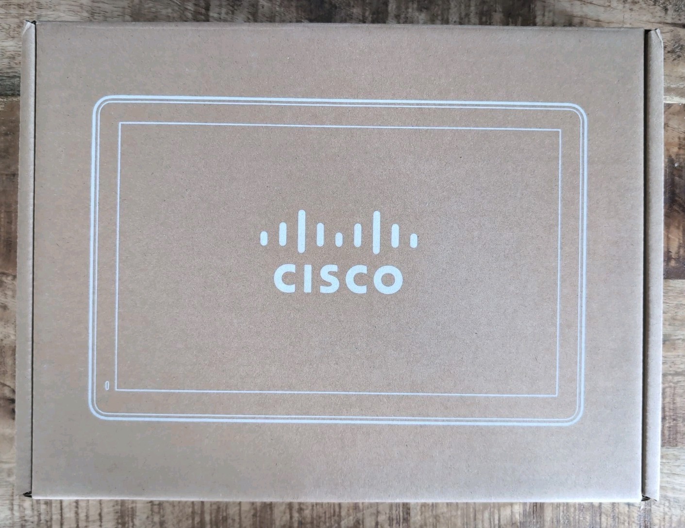 CISCO CS-T10-TS-L V05 ROOM NAVIGATOR Factory Sealed