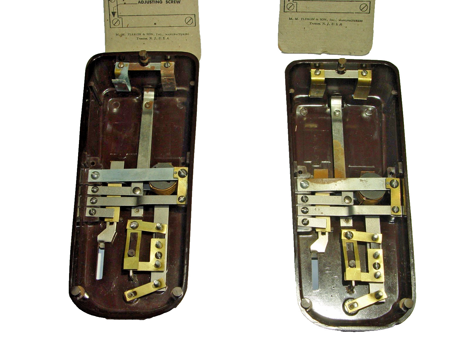 M.M. Fleron & Son Signaler Morse Code Telegraph Set