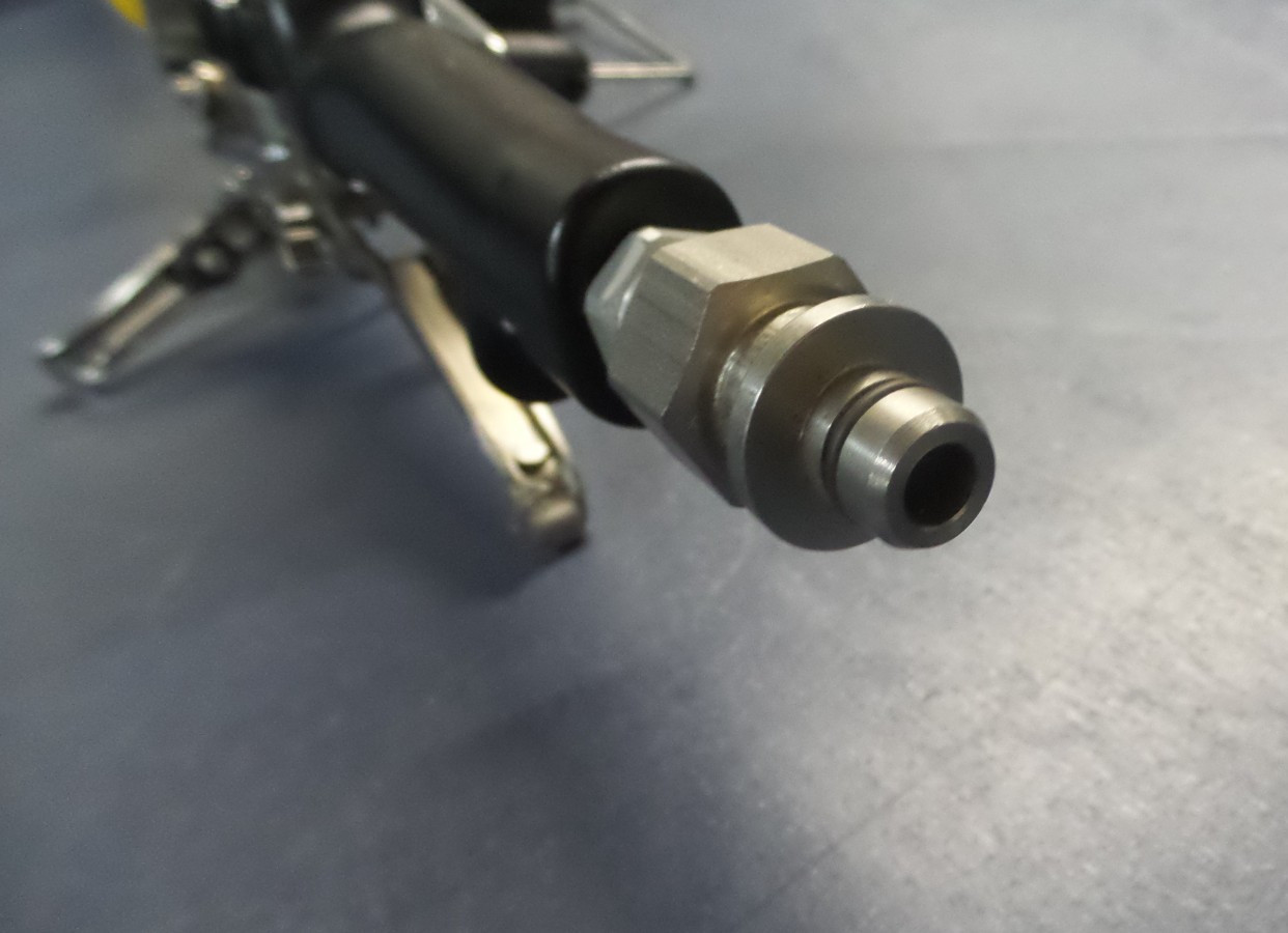 TapeTech Bazooka Continuous Flow Taper W/ Attachment